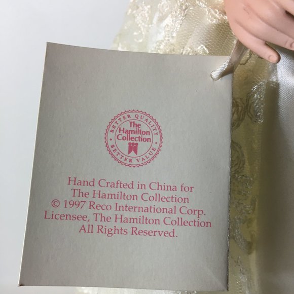 Jennifer Rose Bride Wedding Doll Sandra Kuck Hamilton Collection 18" Porcelain - Picture 12 of 12